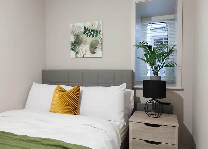 Somers - 2-bedroom - Sleeps 6 * 利兹